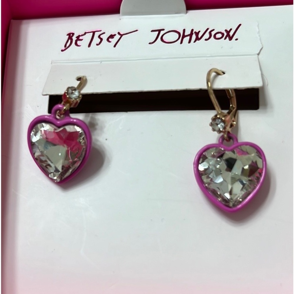 Betsy Johnson heart drop earrings
